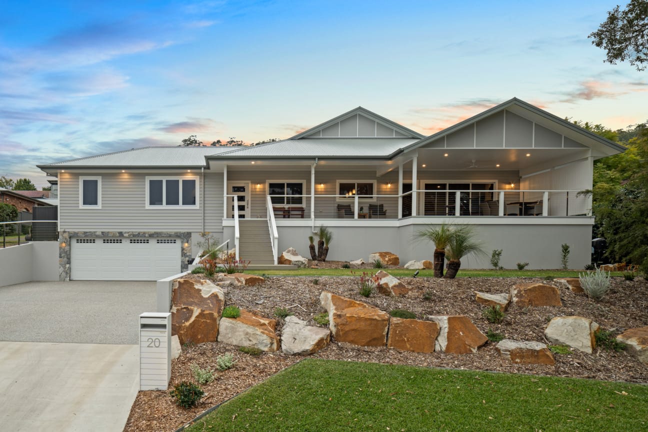 Cemintel Balmoral Weatherboards | Custom Home