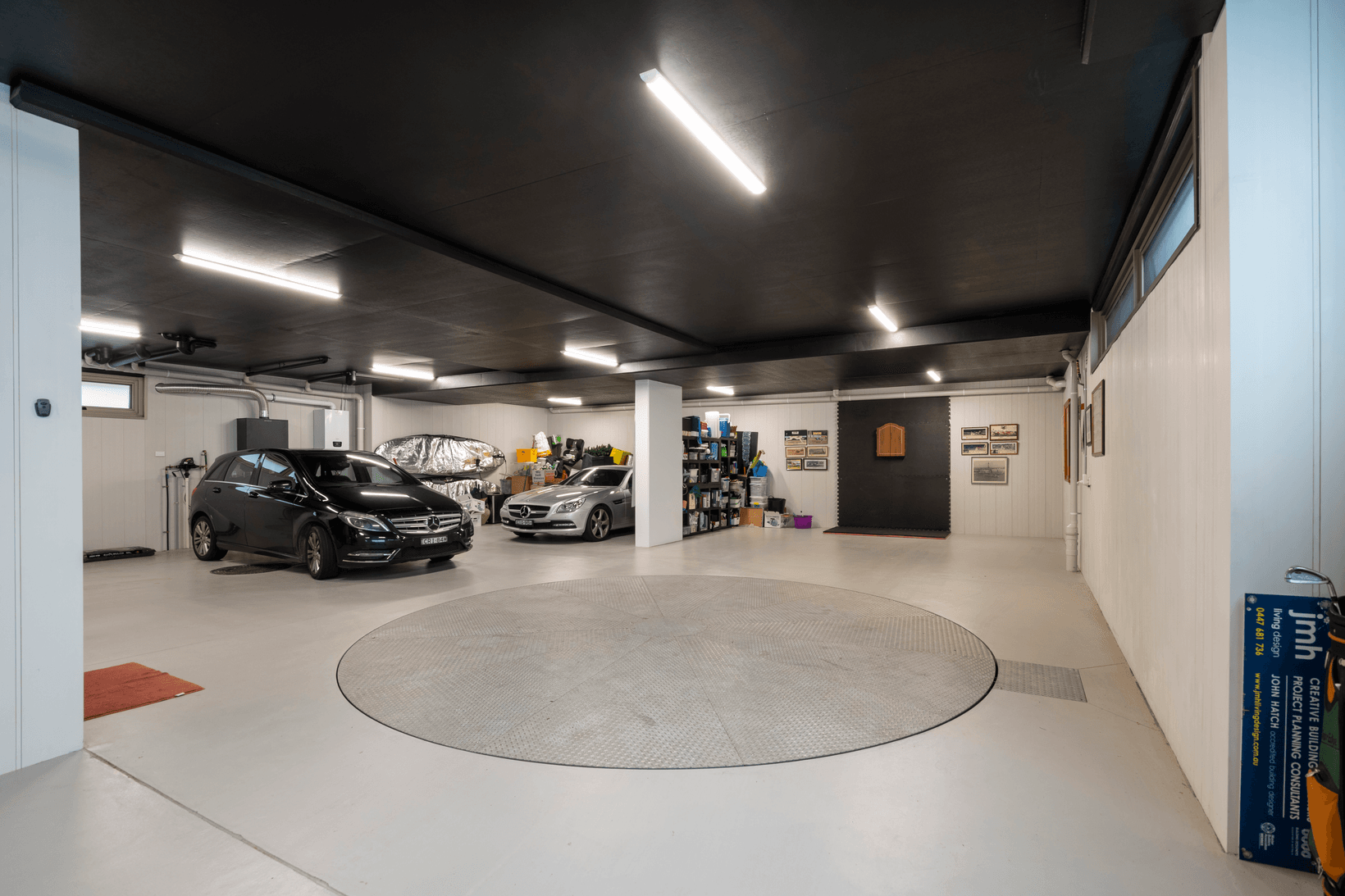 Internal shot of garage featuring AFS Rediwall walls