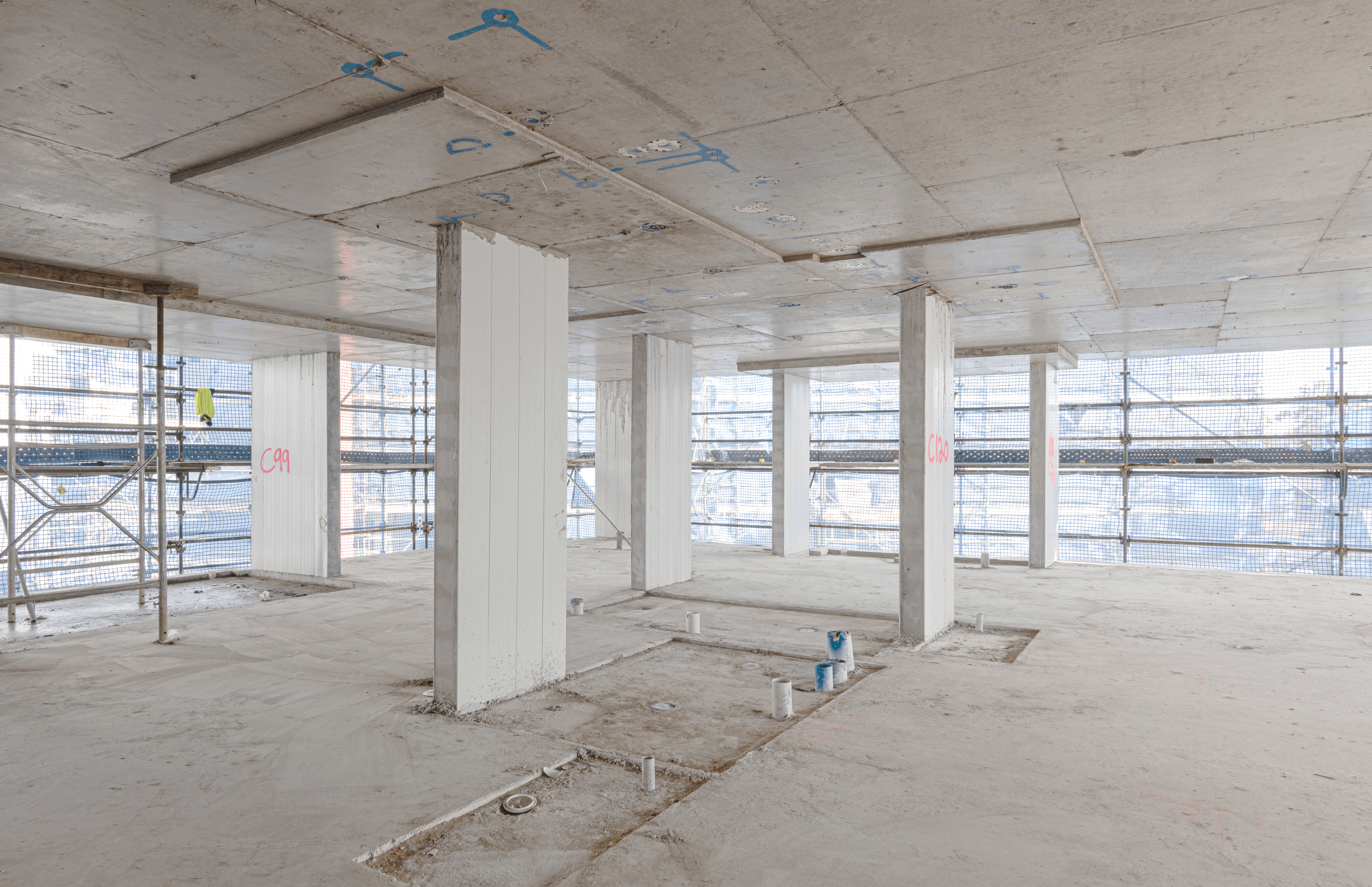 AFS Rediwall columns during installation