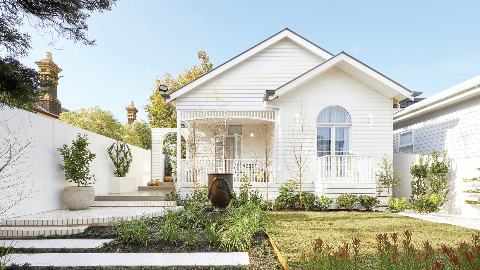 Home façade featuring Cemintel Weatherboard fibre cement cladding