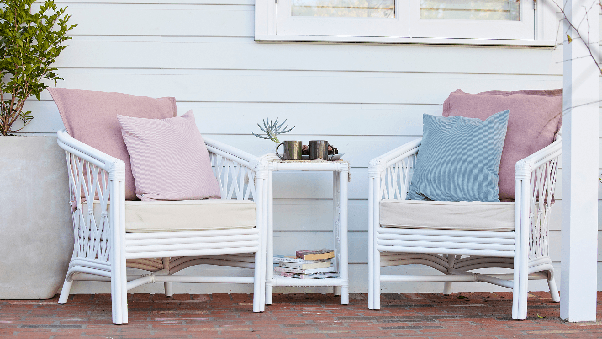 Cemintel Headland Weatherboards on a residential façade.