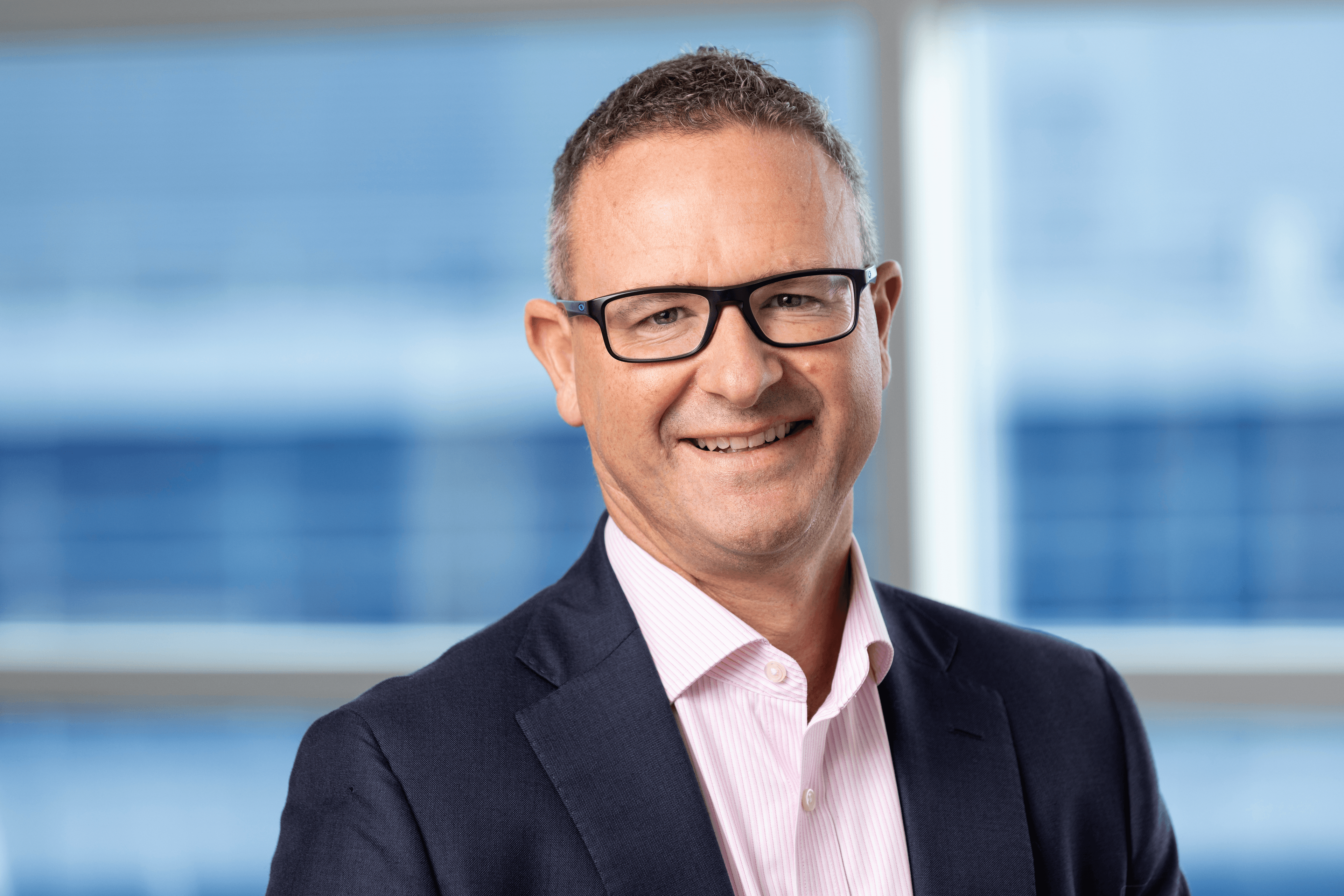 Cameron Webb headshot