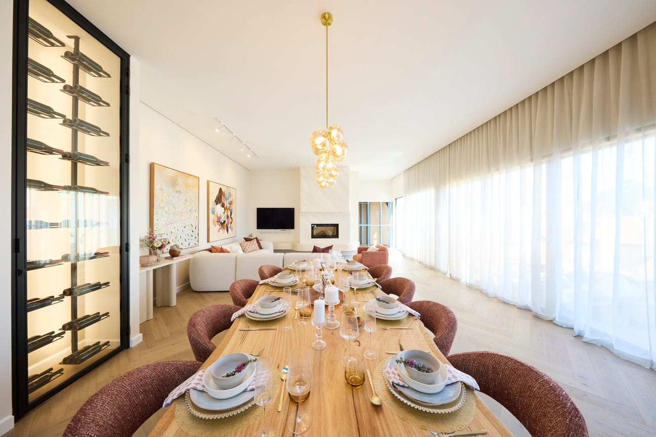 House 2 - Han and Can - Living and Dining