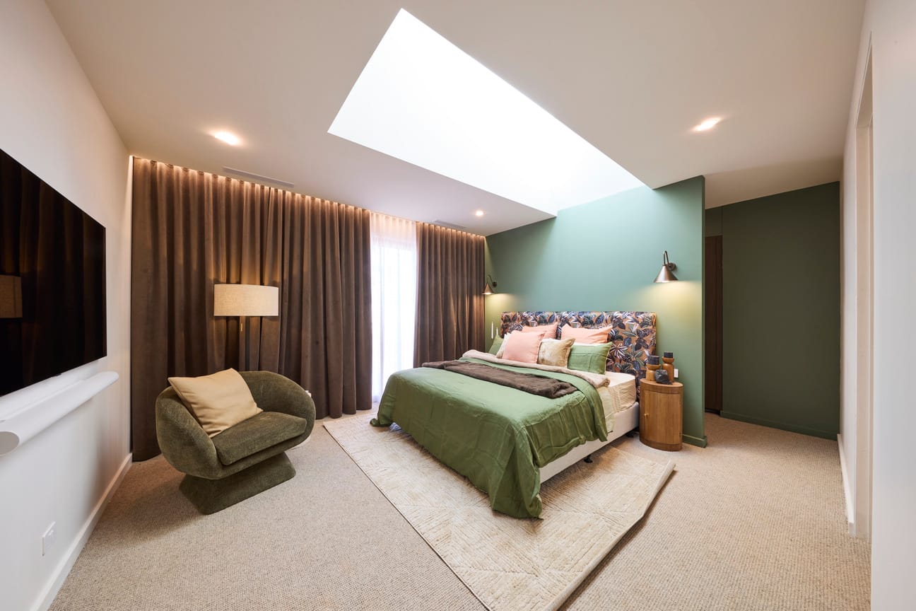 (Domain Challenge Winners) House 1 - Emma and Ben - Guest Suite