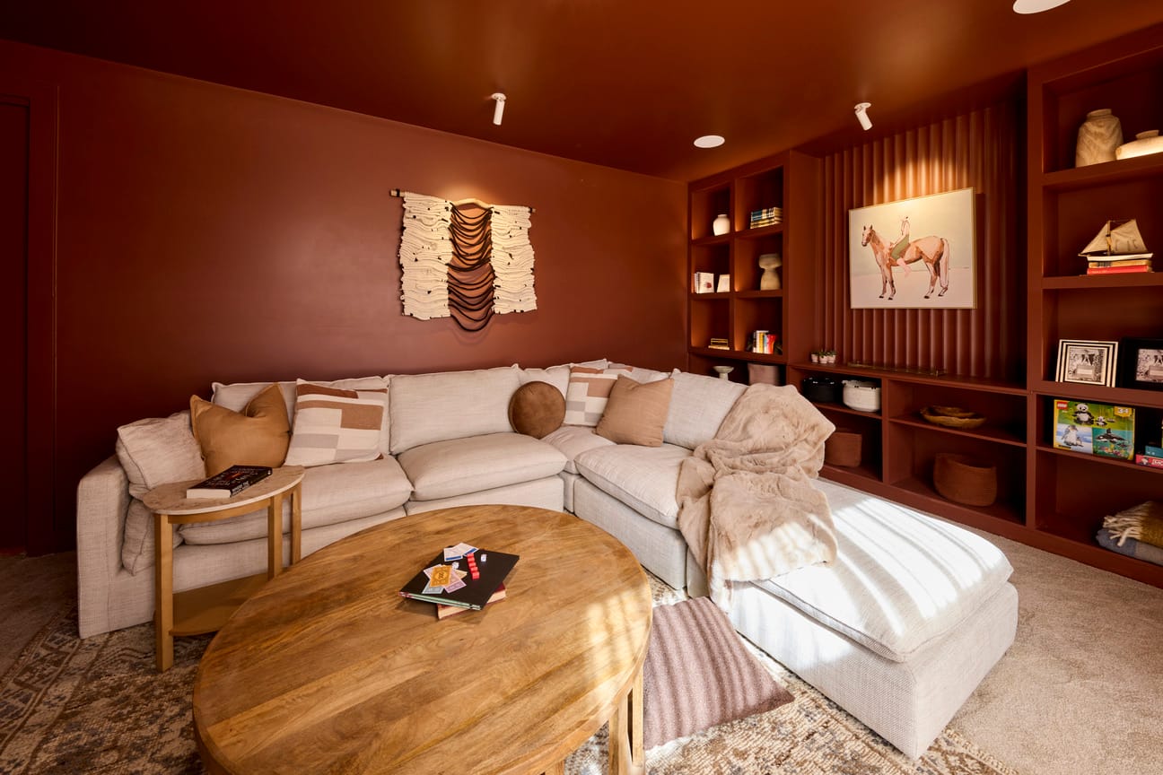 House 4 - Sonny and Alicia - Rumpus Room