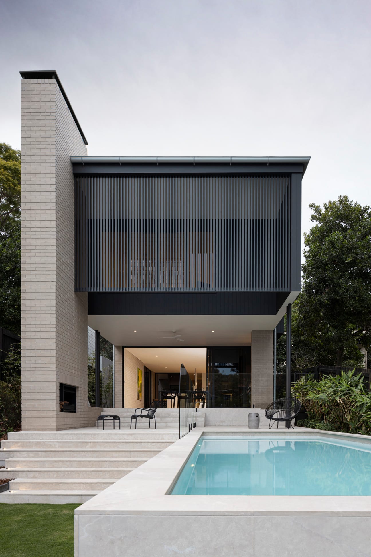 Brick | Ceniza, Morada Range